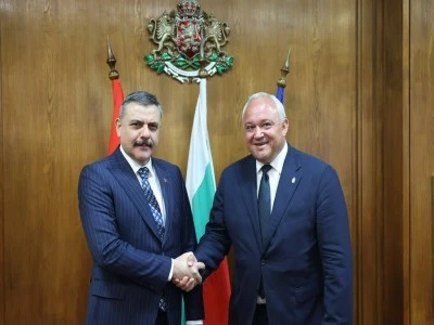 İ&ccedil;işleri Bakanı Mustafa &Ccedil;ift&ccedil;i, Bulgaristan'da