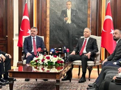 İ&ccedil;işleri Bakanlığı'nda devir teslim! 