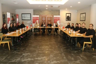 İ&ccedil;mimarlar Bursa'da buluşarak mesleki sorunları değerlendirdi