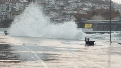 İDO ve İstanbul Şehir Hatları vapur seferleri iptal