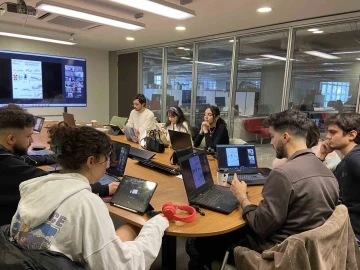 İE&Uuml;&rsquo;l&uuml; gen&ccedil;lerden EXPO i&ccedil;in mekan tasarımları
