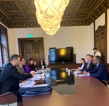 İE&Uuml;&rsquo;l&uuml; hukuk&ccedil;ular Viyana&rsquo;da &uuml;lkemizi temsil etti
