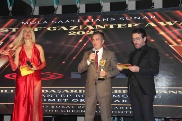 İHA&rsquo;ya yılın en başarılı haber ajansı &ouml;d&uuml;l&uuml;
