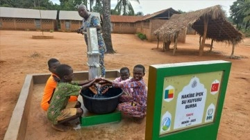 İHH İnsani Yardım Vakfı 2023'te 15 &uuml;lkede 864 su kuyusu a&ccedil;tı