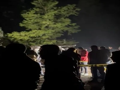 İki gencin cansız bedenleri mezarlıkta bulundu 