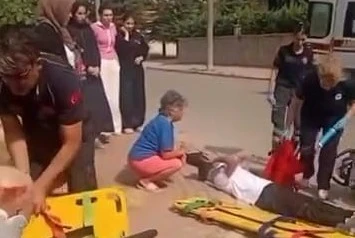 İki motosikletin karıştığı kazada 3 kişi yaralandı