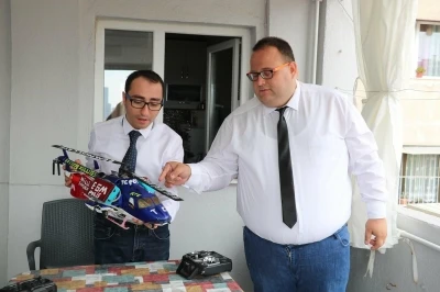 İki &ouml;zel gereksinimli arkadaşın TEKNOFEST'te başlayan dostluğu teknoloji projesine d&ouml;n&uuml;şt&uuml;