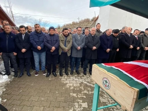 İl Genel Meclisi &uuml;yesi Urta&ccedil; son yolculuğuna uğurlandı
