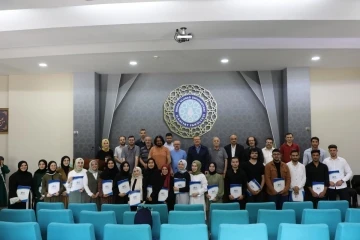 İlahiyat Fak&uuml;ltesi &ouml;ğrencilerinin sunduğu projelerin tamamı onaylandı
