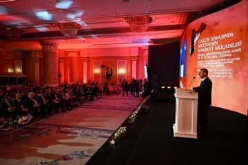 İletişim Başkanı Fahrettin Altun: &ldquo;İsrail, hakikatı katletmek i&ccedil;in sistematik bir planla gazeteci &ouml;ld&uuml;r&uuml;yor&rdquo;
