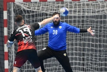 İlk ma&ccedil;ın galibi Nil&uuml;fer Belediyespor