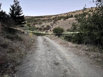 İlk &ouml;nce jandarmaya av t&uuml;feğiyle ateş etti ardından hayatına son verdi