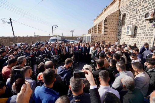 İmamoğlu&rsquo;ndan DEM&rsquo;li Ahmet T&uuml;rk&rsquo;e destek ziyareti
