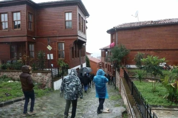 İmparatorlukların şehri Kocaeli&rsquo;yi adım adım gezerek tanıyorlar
