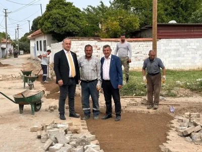 İncirliova Belediyesi&rsquo;nden &uuml;cretsiz yol tamiratı desteği
