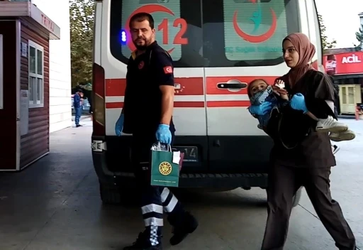 İneg&ouml;l AVM&rsquo;de eli y&uuml;r&uuml;yen merdivene sıkışan &ccedil;ocuğun parmağı koptu