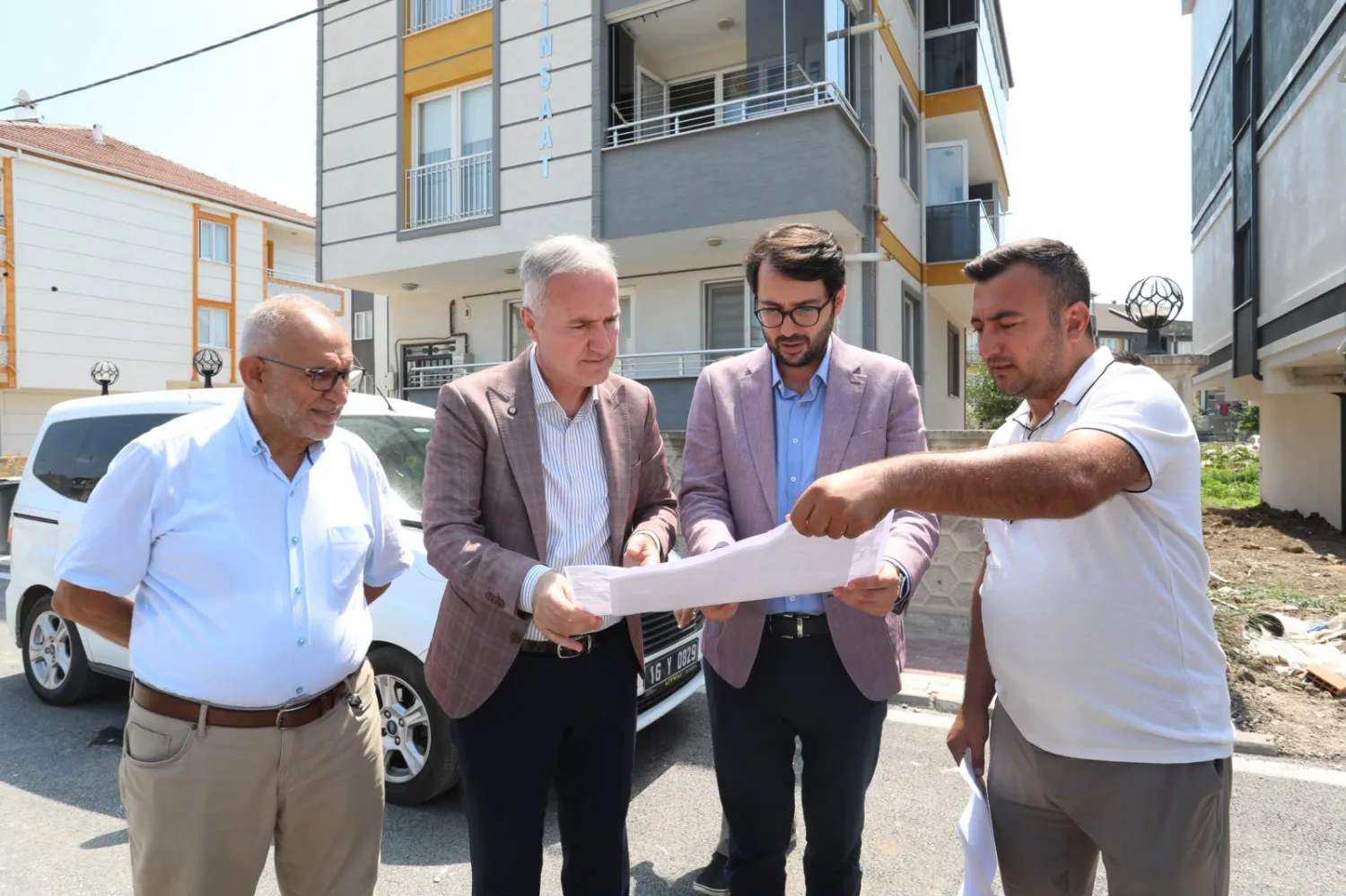 İneg&ouml;l Belediyesi&rsquo;nden Yeni Mahalleye 64 Ara&ccedil;lık Otopark