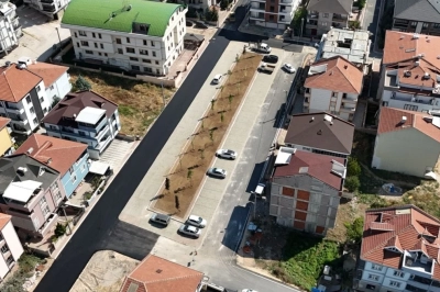 İneg&ouml;l Belediyesi&rsquo;nden Yeni Mahalleye Otopark Hamlesi