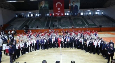 İneg&ouml;l'de 29 Ekim Cumhuriyet Bayramı kutlandı