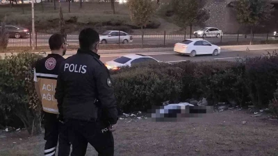 İneg&ouml;l&rsquo;de k&ouml;pr&uuml;l&uuml; kavşakta erkek cesedi bulundu