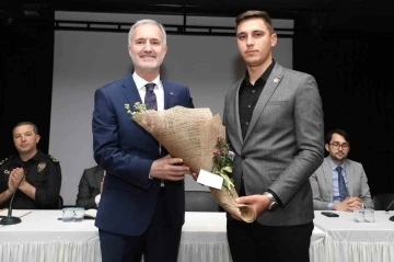 İneg&ouml;l&rsquo;de muhtarlarla yeni d&ouml;nemin ilk toplantısı yapıldı
