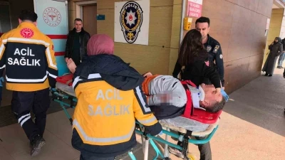 İneg&ouml;l'de otomobilin &ccedil;arptığı yaya ağır yaralandı