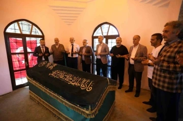 İneg&ouml;l&rsquo;&uuml;n Fatihi Turgut Alp dualarla anıldı