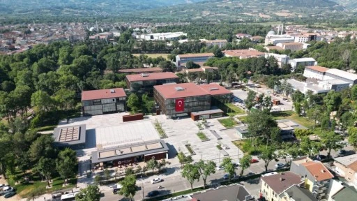 İneg&ouml;l&rsquo;&uuml;n yeşil alan miktarı T&uuml;rkiye ortalamasından y&uuml;zde 50 daha fazla