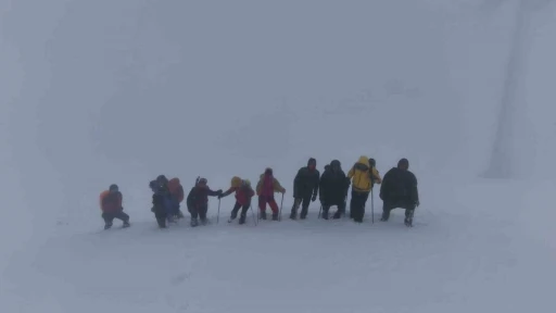 İneg&ouml;ll&uuml; sporcular, Sarıkamış şehitleri i&ccedil;in y&uuml;r&uuml;d&uuml;