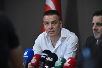 İneg&ouml;lspor'da İsmail G&uuml;ld&uuml;ren d&ouml;nemi resmen başladı