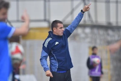 İneg&ouml;lspor'da İsmail G&uuml;ld&uuml;ren'in bileti kesildi