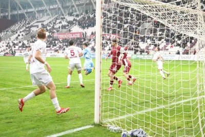 İneg&ouml;lspor deplasmanda mağlup