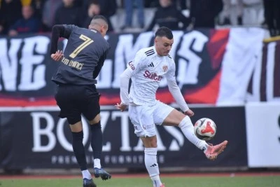 İneg&ouml;lspor evinde berabere kaldı