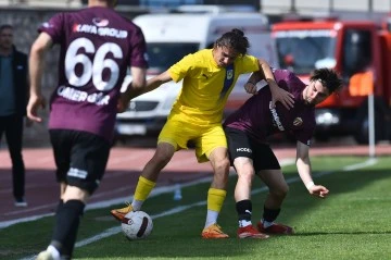 İneg&ouml;lspor evinde berabere kaldı 