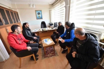 İneg&ouml;lspor tesislerine deprem b&ouml;lgesinden gelen vatandaşlar yerleştirildi