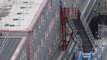 İngiltere Başbakanı, sığınmacıların gemilere taşınması planında kararlı olduklarını s&ouml;yledi