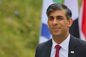 İngiltere Başbakanı Sunak&rsquo;ın yakın koruması g&ouml;zaltına alındı
