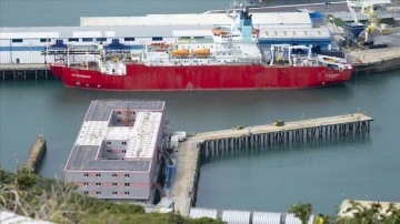 İngiltere Sağlık Bakanı, sığınmacı gemisindeki bakteriden ge&ccedil; haberdar olduklarını s&ouml;yledi