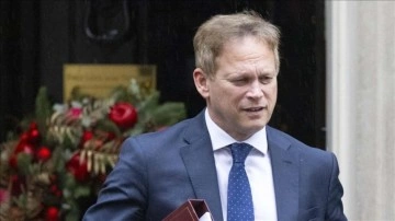 İngiltere Savunma Bakanı Shapps, &uuml;lkesinin Husilere karşı harekete ge&ccedil;meye hazır olduğunu belirtti