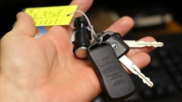 İngiltere'de ekimde yeni ara&ccedil; satışları salgın &ouml;ncesi seviyeye &ccedil;ıktı