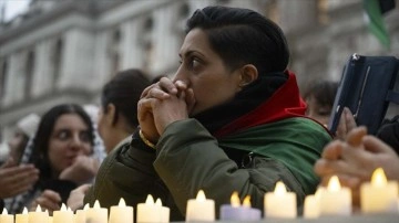 İngiltere'de İş&ccedil;i Partili M&uuml;sl&uuml;manlar, İsrail'in Londra B&uuml;y&uuml;kel&ccedil;isi ile temasın kesilmesin