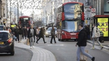 İngiltere'nin enflasyonla imtihanı son 15 yılın en y&uuml;ksek faizine rağmen s&uuml;r&uuml;yor