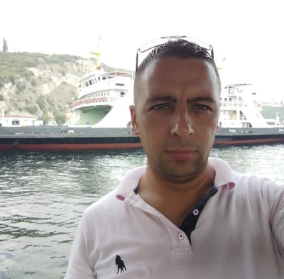 İnşaat demirlerinin altında kalan iş&ccedil;i hayatını kaybetti