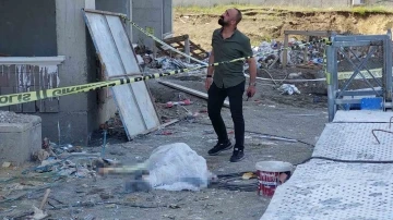 İnşaatın 22. katından y&uuml;k asans&ouml;r&uuml; d&uuml;şt&uuml;: İngilizce &ouml;ğretmeni &ouml;ld&uuml;
