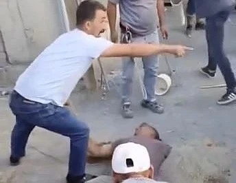 İnternet hattı &ccedil;ekerken elektrik akımına kapılan iş&ccedil;i ağır yaralandı