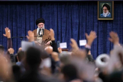 İran dini lideri Hamaney&rsquo;den a&ccedil;ıklamalar
