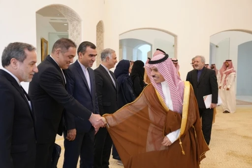 İran Dışişleri Bakanı Arak&ccedil;i, Suudi Arabistan&rsquo;da
