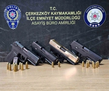 İş yeri ve ara&ccedil; kurşunlayan su&ccedil; &ouml;rg&uuml;t&uuml;ne operasyonda 8 kişi yakalandı
