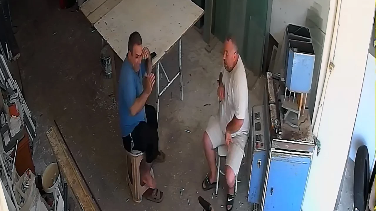 İş yerinde infaz girişimi! Usta kanlar i&ccedil;inde yere yığıldı