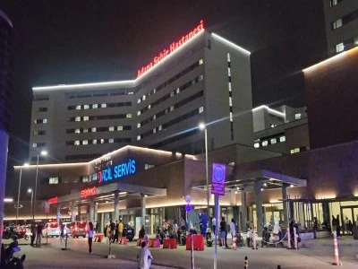 İş yerinin &ouml;n&uuml;nde beklerken silahlı saldırıda &ouml;ld&uuml;